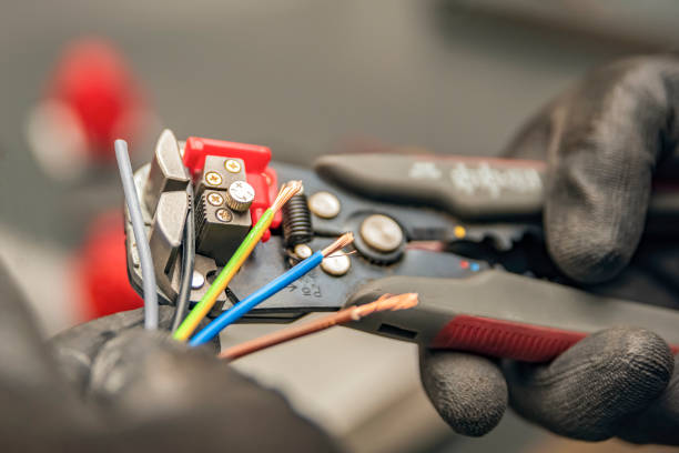 Best Licensed Electrician  in Watford City, ND